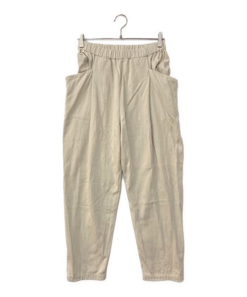 evam eva（エヴァムエヴァ）evam eva (エヴァムエヴァ) brushed cotton tuck pants ベージュ サイズ:①の古着・服飾アイテム