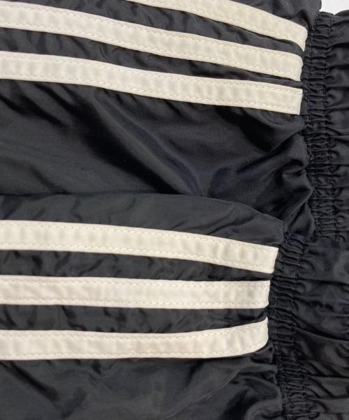 adidas（アディダス）adidas (アディダス) ナイロンジャケット ホワイト×ブラック サイズ:Lの古着・服飾アイテム