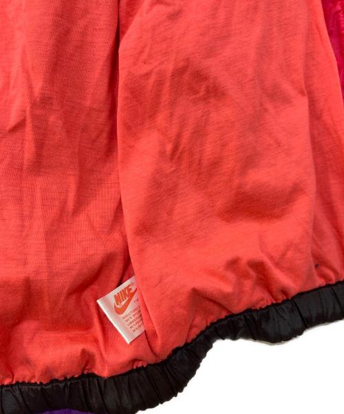 NIKE（ナイキ）NIKE (ナイキ) ナイロンジャケット ブラック×パープル サイズ:Mの古着・服飾アイテム