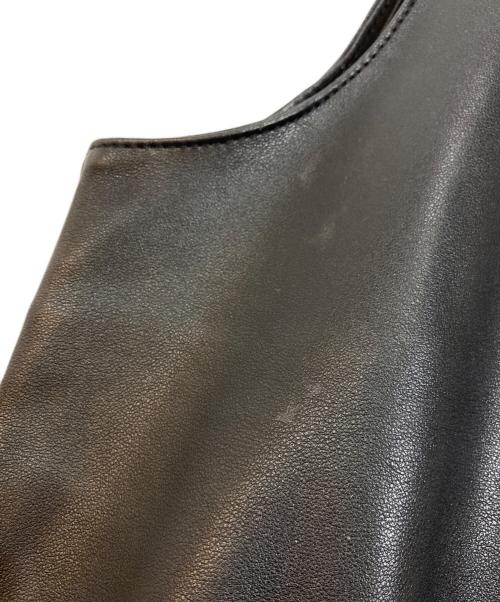 A.P.C.（アーペーセー）A.P.C. (アーペーセー) Ninon フェイクレザー トートバッグ ブラックの古着・服飾アイテム