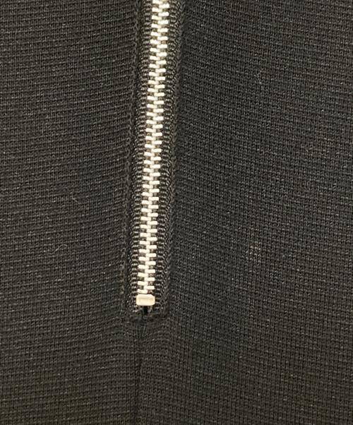 WRAPINKNOT（ラッピンノット）WRAPINKNOT (ラッピンノット) フレンチスリーブハーフジップワンピース ブラック サイズ:1の古着・服飾アイテム