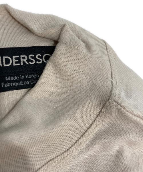 ADSB ANDERSSON BELL（アンダースンベル）ADSB ANDERSSON BELL (アンダースンベル) グラフィック ハーネス プリント Tシャツ ベージュ サイズ:Sの古着・服飾アイテム