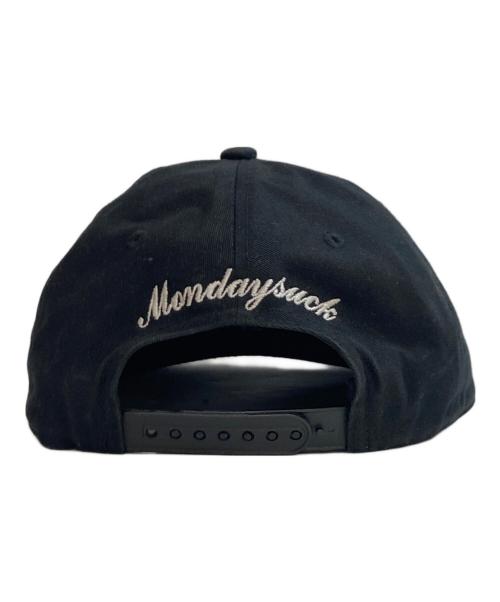 NISSI CAPS（ニッシ キャップ）NISSI CAPS (ニッシ キャップ) MONDAYSUCK (マンデーサック) NYロゴキャップ　コラボベースボールキャップ ブラックの古着・服飾アイテム