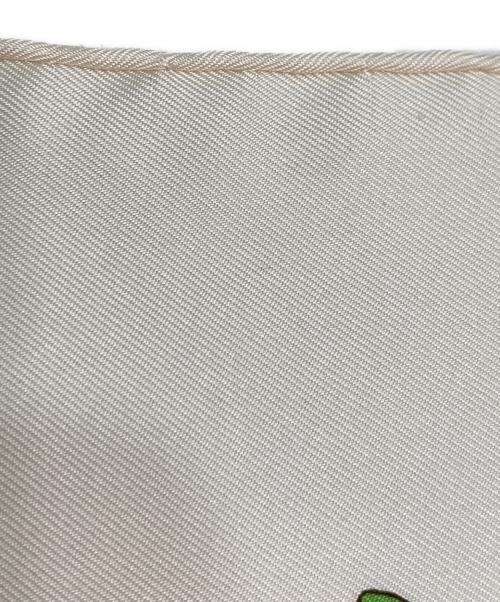 HERMES（エルメス）HERMES (エルメス) カレ90 Au Pays de Cocagne （楽園にて） アイボリーの古着・服飾アイテム