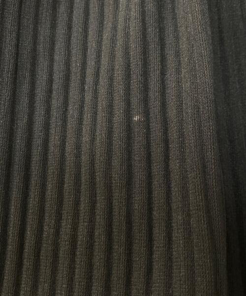 me ISSEY MIYAKE（ミーイッセイ ミヤケ）me ISSEY MIYAKE (ミーイッセイ ミヤケ) フリンジプリーツスカート ブラック サイズ:記載なしの古着・服飾アイテム