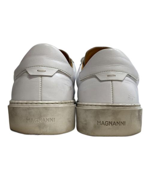 MAGNANNI（マグナーニ）MAGNANNI (マグナーニ) レザースニーカー ホワイト サイズ:42の古着・服飾アイテム