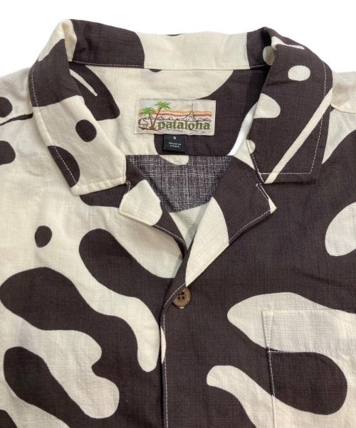 Patagonia（パタゴニア）Patagonia (パタゴニア) アロハシャツ/Pataloha Shirt/パタロハシャツ アイボリー×ブラウン サイズ:Sの古着・服飾アイテム