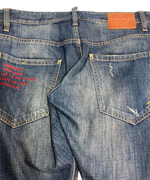 DSQUARED2（ディースクエアード）DSQUARED2 (ディースクエアード) KENNY TWIST ペイント加工 デニムパンツ インディゴ サイズ:48の古着・服飾アイテム
