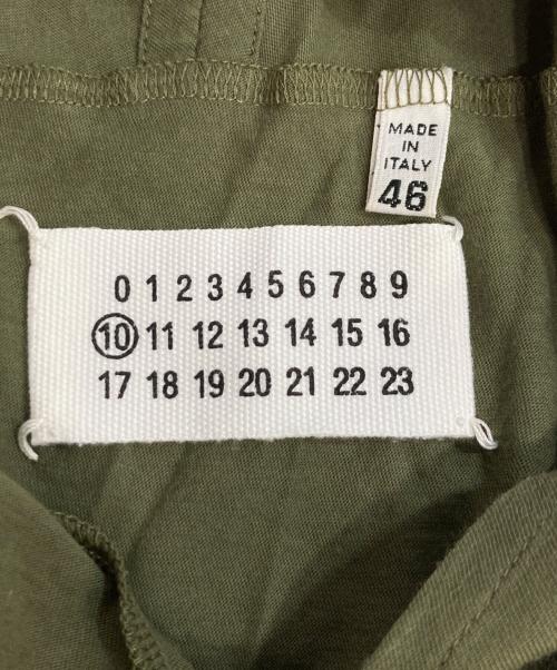 Maison Margiela（メゾンマルジェラ）Maison Margiela (メゾンマルジェラ) 変形VネックTシャツ オリーブ サイズ:46の古着・服飾アイテム