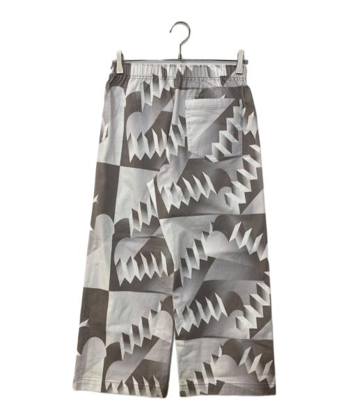me ISSEY MIYAKE（ミーイッセイ ミヤケ）me ISSEY MIYAKE (ミーイッセイ ミヤケ) コットン混トロンプルイユプリントストレッチパンツ ホワイト サイズ:-の古着・服飾アイテム