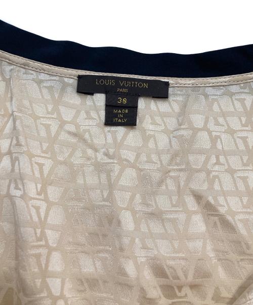 LOUIS VUITTON（ルイ ヴィトン）LOUIS VUITTON (ルイ ヴィトン) シルク フレンチスリーブブラウス アイボリー サイズ:38の古着・服飾アイテム