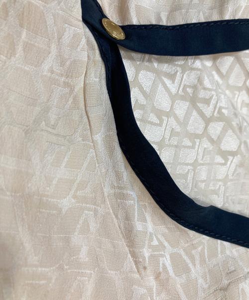 LOUIS VUITTON（ルイ ヴィトン）LOUIS VUITTON (ルイ ヴィトン) シルク フレンチスリーブブラウス アイボリー サイズ:38の古着・服飾アイテム