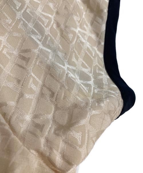 LOUIS VUITTON（ルイ ヴィトン）LOUIS VUITTON (ルイ ヴィトン) シルク フレンチスリーブブラウス アイボリー サイズ:38の古着・服飾アイテム