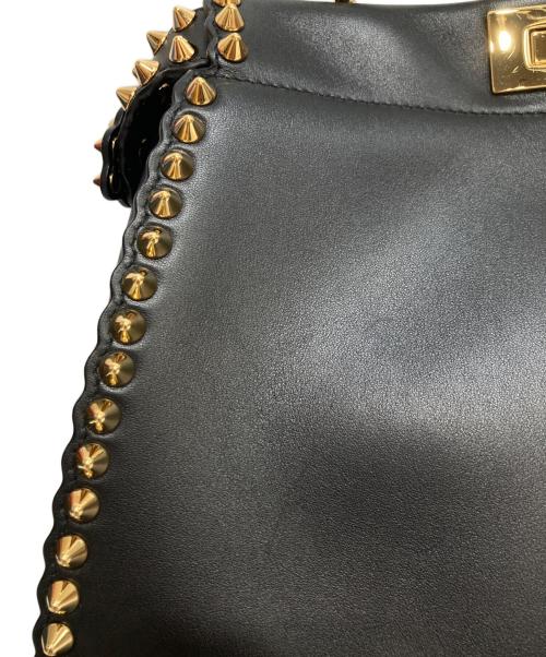 FENDI（フェンディ）FENDI (フェンディ) ピーカブー スタッズ ハンドバッグ ブラックの古着・服飾アイテム