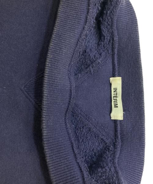 INTERIM（インテリム）INTERIM (インテリム) VINTAGE FADE BOTH V-GAZETTE SWEAT SHIRT ネイビー サイズ:4の古着・服飾アイテム