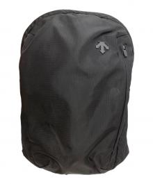 DESCENTE（デサント）の古着「AEROSTREAM BACKPACK 18 エアロストリームバックパック」｜ブラック
