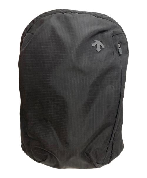 DESCENTE（デサント）DESCENTE (デサント) AEROSTREAM BACKPACK 18 エアロストリームバックパック ブラックの古着・服飾アイテム