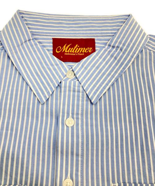 mutimer（ミューティマー）mutimer (ミューティマー) 短丈ストライプシャツ ブルー サイズ:Sの古着・服飾アイテム