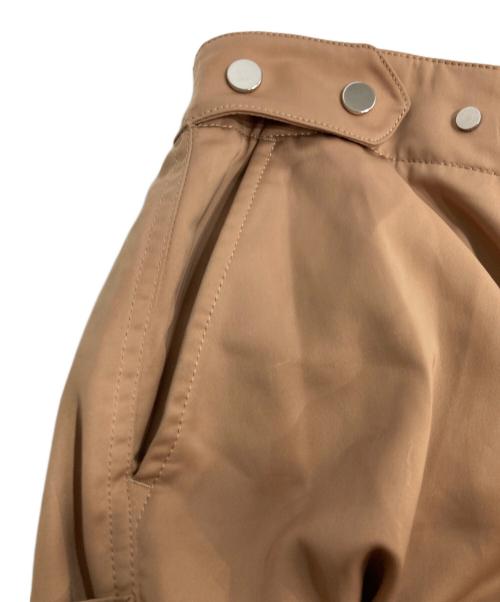 TAAKK（ターク）TAAKK (ターク) SATIN CARGO TROUSERS ベージュ サイズ:2の古着・服飾アイテム
