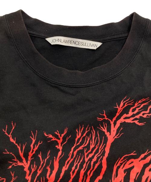 JOHN LAWRENCE SULLIVAN（ジョン ローレンス サリバン）JOHN LAWRENCE SULLIVAN (ジョン ローレンス サリバン) MAD MUD T-SHIRT Tシャツ ブラック サイズ:XLの古着・服飾アイテム
