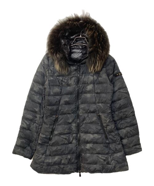 TATRAS（タトラス）TATRAS (タトラス) CARINA カモフラージュ柄ダウンコート ブラック サイズ:03の古着・服飾アイテム