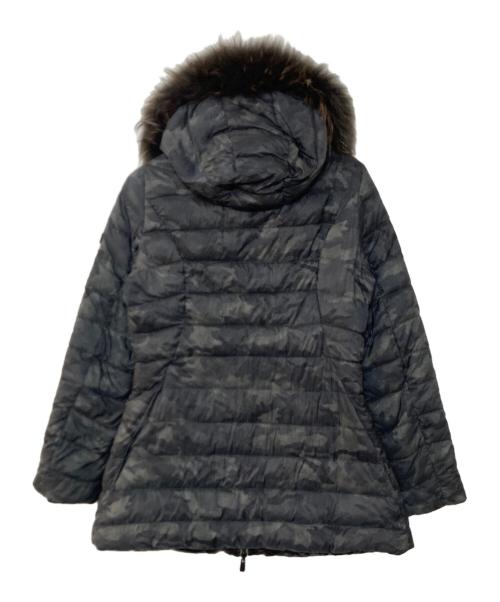 TATRAS（タトラス）TATRAS (タトラス) CARINA カモフラージュ柄ダウンコート ブラック サイズ:03の古着・服飾アイテム