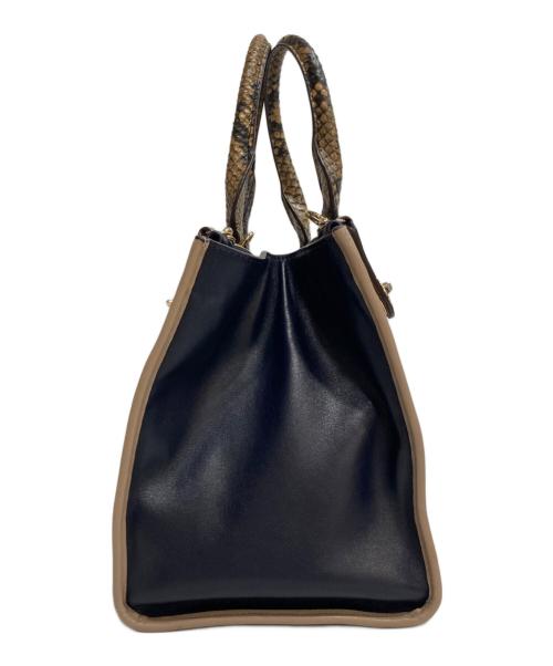 COACH（コーチ）COACH (コーチ) パイソンハンドル 2WAYバッグ ベージュ×ネイビーの古着・服飾アイテム
