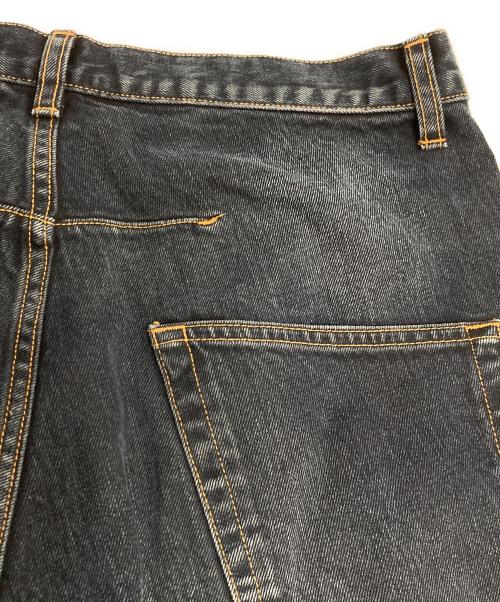 NVRFRGT（ネヴァーフォーゲット）NVRFRGT (ネヴァーフォーゲット) 3D Twisted Jorts 3D ツイステッド ジョーツ インディゴ サイズ:2の古着・服飾アイテム