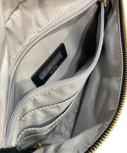TUMI（トゥミ）TUMI (トゥミ) ARDEN CROSSBODY SLING BAG ブラックの古着・服飾アイテム