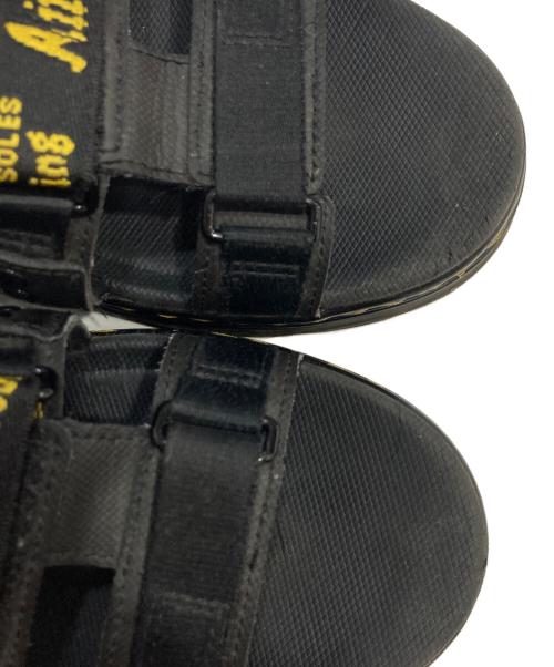 Dr.Martens（ドクターマーチン）Dr.Martens (ドクターマーチン) PEARSON マルチストラップ サンダル ブラック サイズ:8UKの古着・服飾アイテム