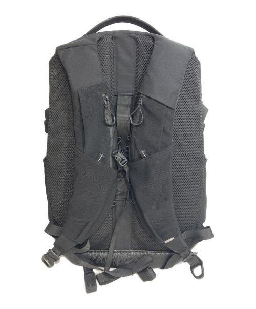 CMF OUTDOOR GARMENT（コンフィーアウトドアガーメント）CMF OUTDOOR GARMENT (コンフィーアウトドアガーメント) WEEKENDERZ バックパック ブラックの古着・服飾アイテム