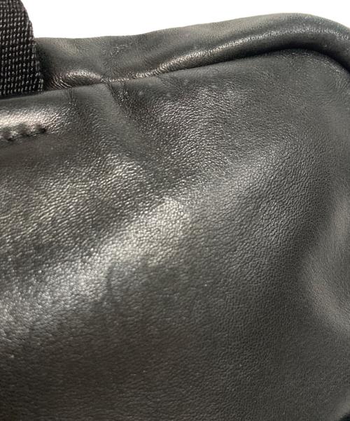 PRADA（プラダ）PRADA (プラダ) メタルプレートバッグ ブラック サイズ:-の古着・服飾アイテム
