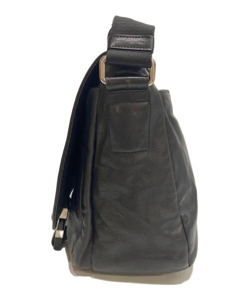 PRADA（プラダ）PRADA (プラダ) レザーショルダーバッグ ブラックの古着・服飾アイテム