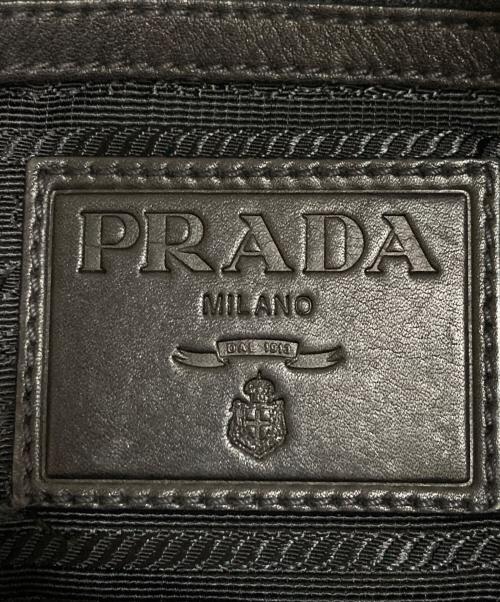 PRADA（プラダ）PRADA (プラダ) レザーショルダーバッグ ブラックの古着・服飾アイテム