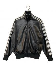 adidas（アディダス）の古着「フェイクレザー アディカラー スリーストライプス ルーズ ファイヤーバードトラックスーツジャケット」｜ブラック
