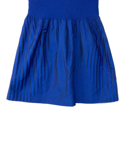 ISSEY MIYAKE（イッセイミヤケ）ISSEY MIYAKE (イッセイミヤケ) プリーツスカート ブルー サイズ:2の古着・服飾アイテム