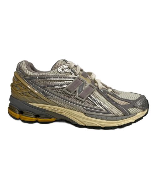 NEW BALANCE（ニューバランス）NEW BALANCE (ニューバランス) M1906RRD シルバー×ホワイト サイズ:23.5の古着・服飾アイテム