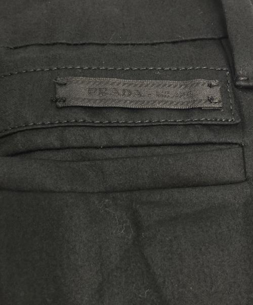 PRADA（プラダ）PRADA (プラダ) センタープレステーパードスラックス ブラック サイズ:38の古着・服飾アイテム