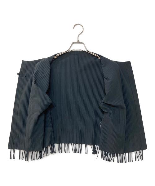 me ISSEY MIYAKE（ミーイッセイ ミヤケ）me ISSEY MIYAKE (ミーイッセイ ミヤケ) フリンジ プリーツブラウス グレー サイズ:-の古着・服飾アイテム