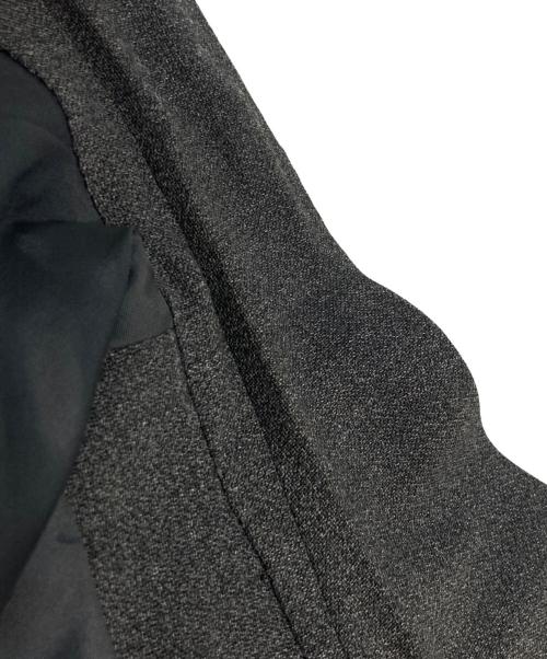 Yohji Yamamoto D'URBAN A.A.R（ヨウジ ヤマモト × ダーバンアール）Yohji Yamamoto D'URBAN A.A.R (ヨウジ ヤマモト × ダーバンアール) セットアップスーツ グレー サイズ:不明の古着・服飾アイテム