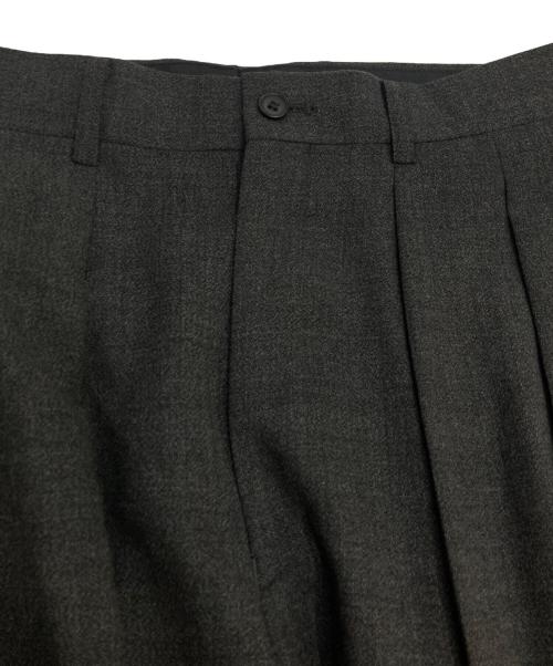 Yohji Yamamoto D'URBAN A.A.R（ヨウジ ヤマモト × ダーバンアール）Yohji Yamamoto D'URBAN A.A.R (ヨウジ ヤマモト × ダーバンアール) セットアップスーツ グレー サイズ:不明の古着・服飾アイテム