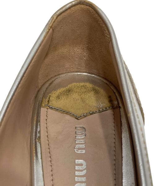 MIU MIU（ミュウミュウ）MIU MIU (ミュウミュウ) コインローファー シルバー×ブラック サイズ:37 1/2の古着・服飾アイテム