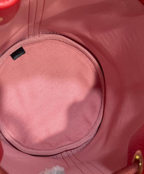 MARC JACOBS（マークジェイコブス）MARC JACOBS (マークジェイコブス) The Leather Bucket Bag/ザ レザー バケットバッグ レッドの古着・服飾アイテム