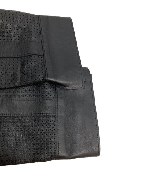LANVIN COLLECTION（ランバンコレクション）LANVIN COLLECTION (ランバンコレクション) パンチングレザーコート ブラック サイズ:40の古着・服飾アイテム