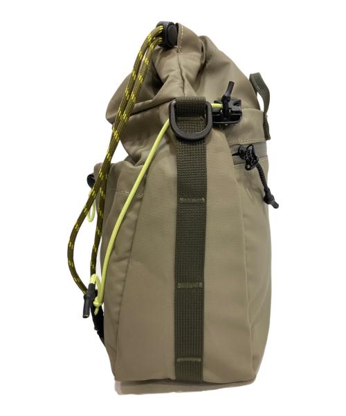 ELLIKER（エリカー）ELLIKER (エリカー) Nidder Roll Top Crossbody Bag 6L ネイダー ロールトップ クロスボディバッグ 6L グリーンの古着・服飾アイテム
