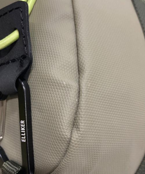 ELLIKER（エリカー）ELLIKER (エリカー) Nidder Roll Top Crossbody Bag 6L ネイダー ロールトップ クロスボディバッグ 6L グリーンの古着・服飾アイテム