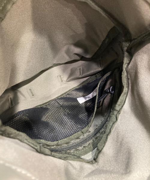 ELLIKER（エリカー）ELLIKER (エリカー) Nidder Roll Top Crossbody Bag 6L ネイダー ロールトップ クロスボディバッグ 6L グリーンの古着・服飾アイテム
