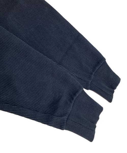 FRED PERRY（フレッドペリー）FRED PERRY (フレッドペリー) V Neck Ribbed Sweatshirt Vネックリブスウェットシャツ ネイビー サイズ:Mの古着・服飾アイテム