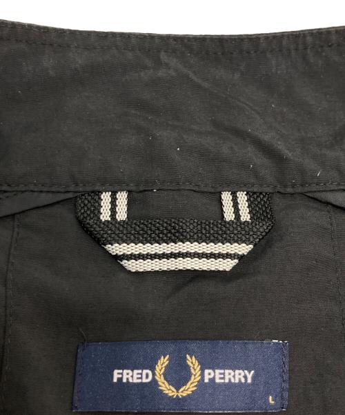 FRED PERRY（フレッドペリー）FRED PERRY (フレッドペリー) Piped Shell Jacket グレー サイズ:Lの古着・服飾アイテム
