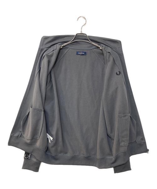 FRED PERRY（フレッドペリー）FRED PERRY (フレッドペリー) Contrast Tape Track Jacket コントラスト テープ トラック ジャケット グレー サイズ:XLの古着・服飾アイテム